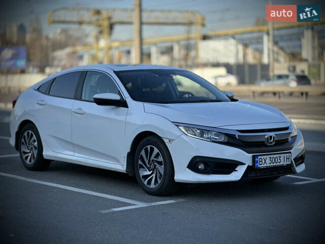 Белый Хонда Цивик, объемом двигателя 1.6 л и пробегом 109 тыс. км за 14300 $, фото 4 на Automoto.ua