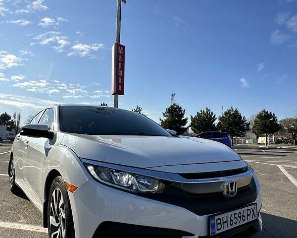 Білий Хонда Сівік, об'ємом двигуна 2 л та пробігом 130 тис. км за 13700 $, фото 10 на Automoto.ua