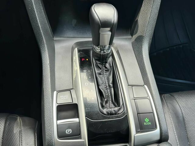 Хонда Цивик 2017 в Черновцах на Automoto.ua Белый Хонда Цивик, объемом двигателя 1.5 л и пробегом 52 тыс. км за 3500 $, фото 9 на Automoto.ua