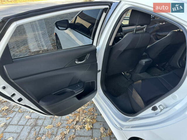 Білий Хонда Сівік, об'ємом двигуна 1.6 л та пробігом 181 тис. км за 13800 $, фото 13 на Automoto.ua