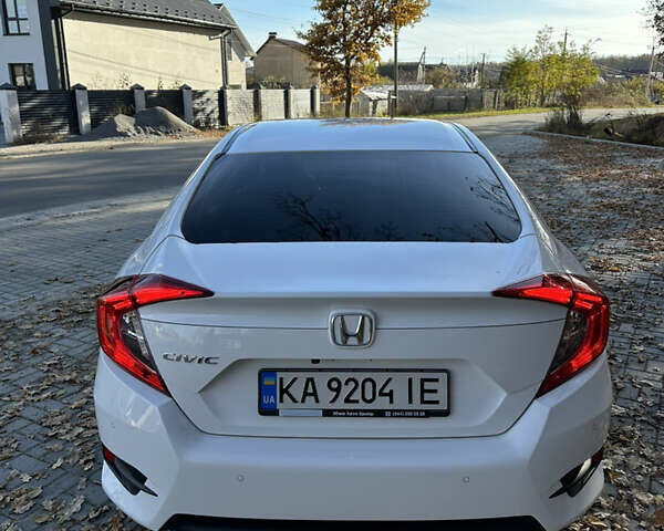 Білий Хонда Сівік, об'ємом двигуна 1.6 л та пробігом 181 тис. км за 13800 $, фото 3 на Automoto.ua
