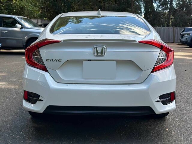 Хонда Цивик 2017 в Черновцах на Automoto.ua Белый Хонда Цивик, объемом двигателя 1.5 л и пробегом 52 тыс. км за 3500 $, фото 5 на Automoto.ua