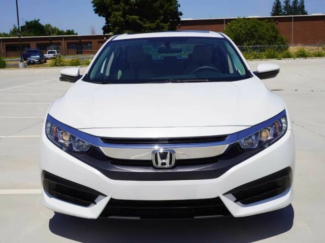 Білий Хонда Сівік, об'ємом двигуна 2 л та пробігом 50 тис. км за 9000 $, фото 1 на Automoto.ua