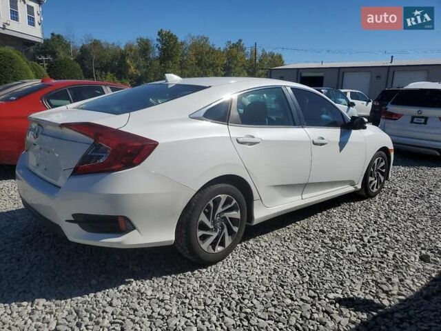 Белый Хонда Цивик, объемом двигателя 2 л и пробегом 107 тыс. км за 3300 $, фото 3 на Automoto.ua