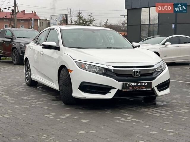 Белый Хонда Цивик, объемом двигателя 2 л и пробегом 62 тыс. км за 13800 $, фото 2 на Automoto.ua