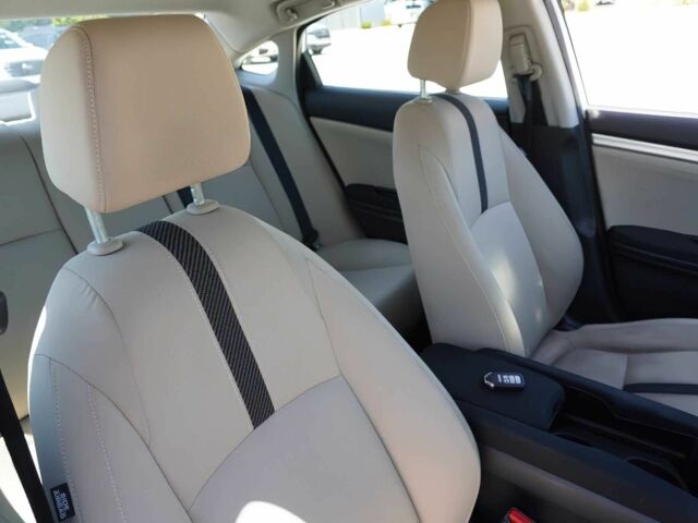 Білий Хонда Сівік, об'ємом двигуна 2 л та пробігом 50 тис. км за 9000 $, фото 9 на Automoto.ua