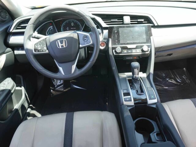 Білий Хонда Сівік, об'ємом двигуна 2 л та пробігом 50 тис. км за 9000 $, фото 7 на Automoto.ua