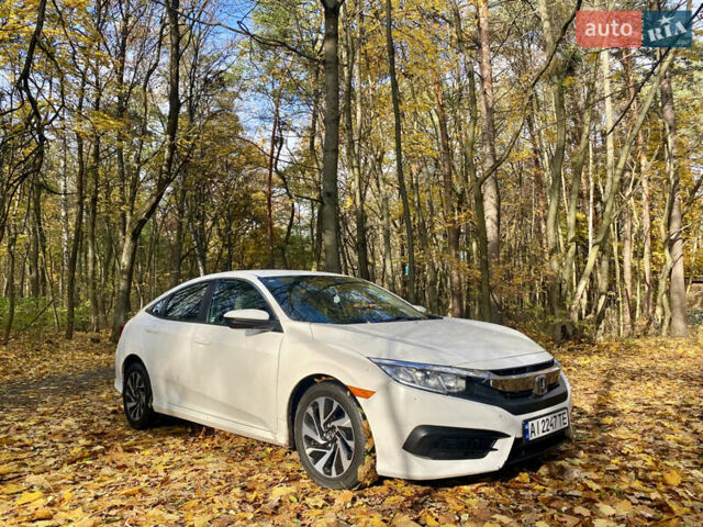 Белый Хонда Цивик, объемом двигателя 2 л и пробегом 91 тыс. км за 13500 $, фото 1 на Automoto.ua