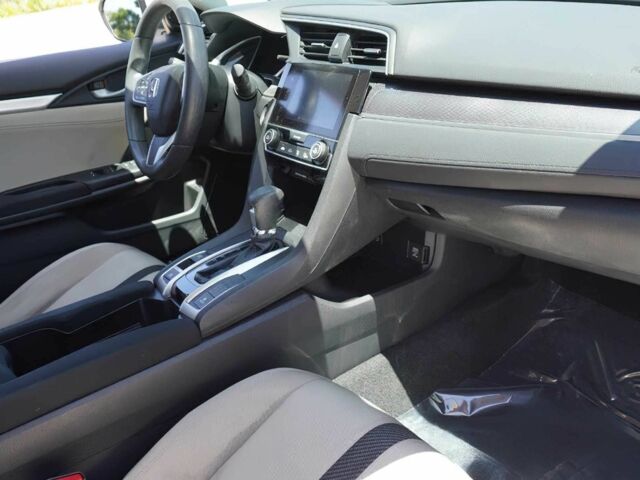 Білий Хонда Сівік, об'ємом двигуна 2 л та пробігом 50 тис. км за 9000 $, фото 10 на Automoto.ua