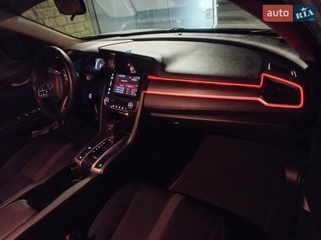 Белый Хонда Цивик, объемом двигателя 2 л и пробегом 74 тыс. км за 16300 $, фото 22 на Automoto.ua