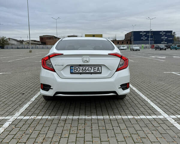 Белый Хонда Цивик, объемом двигателя 2 л и пробегом 88 тыс. км за 13500 $, фото 6 на Automoto.ua