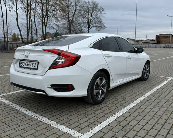 Белый Хонда Цивик, объемом двигателя 2 л и пробегом 88 тыс. км за 13500 $, фото 5 на Automoto.ua