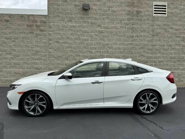 Белый Хонда Цивик, объемом двигателя 1.5 л и пробегом 37 тыс. км за 8100 $, фото 2 на Automoto.ua