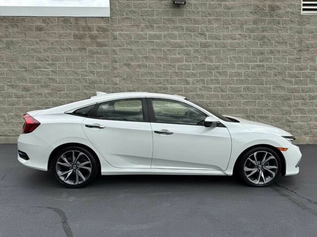 Белый Хонда Цивик, объемом двигателя 1.5 л и пробегом 37 тыс. км за 8100 $, фото 5 на Automoto.ua