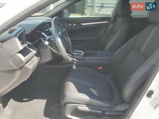 Белый Хонда Цивик, объемом двигателя 2 л и пробегом 87 тыс. км за 4900 $, фото 6 на Automoto.ua