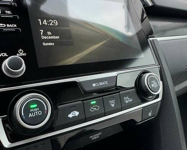 Белый Хонда Цивик, объемом двигателя 1.6 л и пробегом 84 тыс. км за 20000 $, фото 15 на Automoto.ua