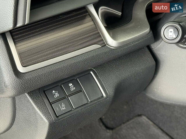 Белый Хонда Цивик, объемом двигателя 1.5 л и пробегом 69 тыс. км за 18490 $, фото 10 на Automoto.ua