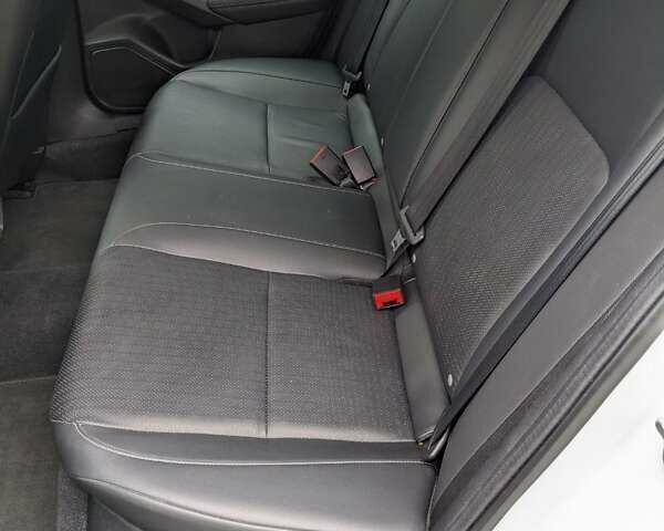 Белый Хонда Цивик, объемом двигателя 1.5 л и пробегом 8 тыс. км за 23000 $, фото 20 на Automoto.ua