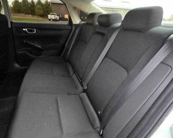 Білий Хонда Сівік, об'ємом двигуна 1.5 л та пробігом 33 тис. км за 6400 $, фото 7 на Automoto.ua