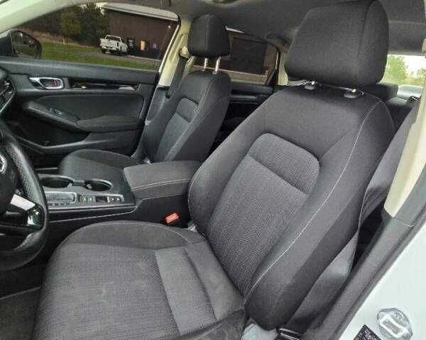 Білий Хонда Сівік, об'ємом двигуна 1.5 л та пробігом 33 тис. км за 6400 $, фото 4 на Automoto.ua