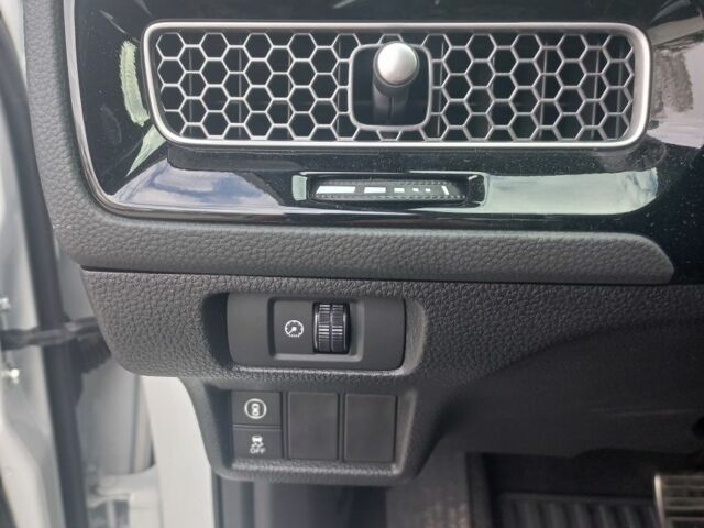 Білий Хонда Сівік, об'ємом двигуна 0 л та пробігом 10 тис. км за 21500 $, фото 5 на Automoto.ua