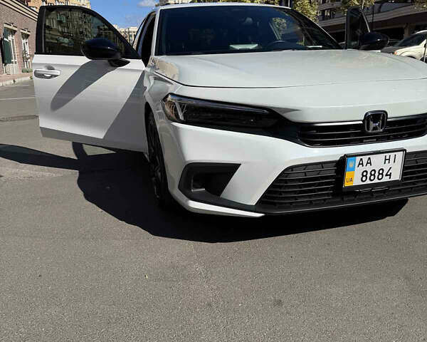 Белый Хонда Цивик, объемом двигателя 2 л и пробегом 38 тыс. км за 25000 $, фото 13 на Automoto.ua