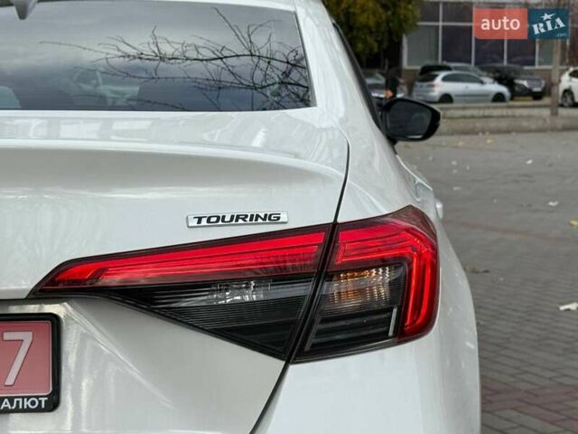 Белый Хонда Цивик, объемом двигателя 1.5 л и пробегом 1 тыс. км за 18900 $, фото 8 на Automoto.ua