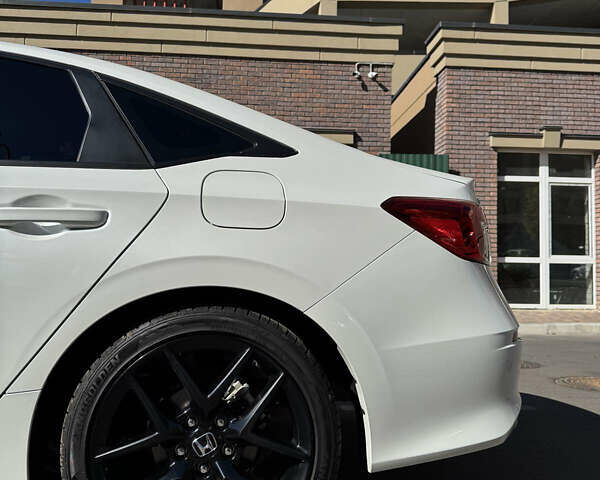 Белый Хонда Цивик, объемом двигателя 2 л и пробегом 38 тыс. км за 25000 $, фото 15 на Automoto.ua