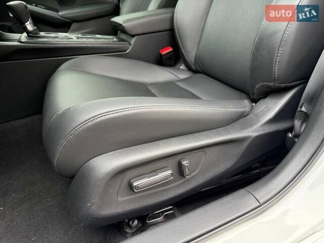 Белый Хонда Цивик, объемом двигателя 1.5 л и пробегом 1 тыс. км за 18900 $, фото 16 на Automoto.ua