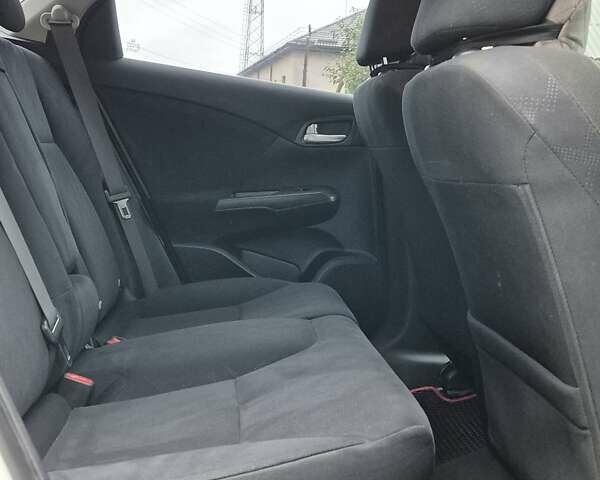 Белый Хонда Цивик, объемом двигателя 1.6 л и пробегом 172 тыс. км за 9900 $, фото 19 на Automoto.ua