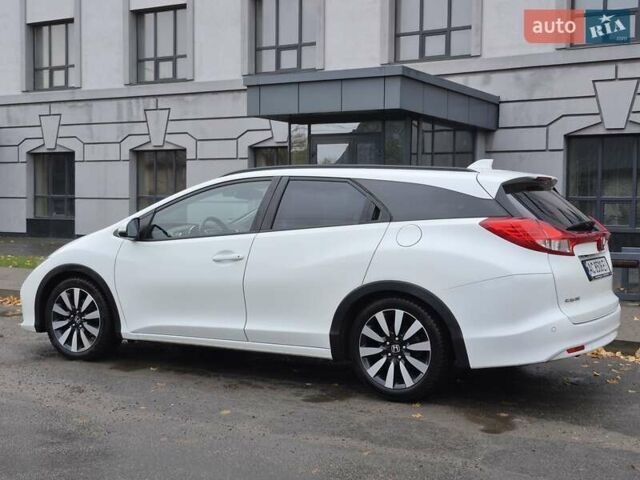 Белый Хонда Цивик, объемом двигателя 1.6 л и пробегом 172 тыс. км за 9900 $, фото 3 на Automoto.ua