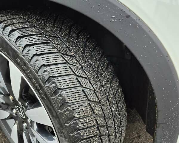 Белый Хонда Цивик, объемом двигателя 1.6 л и пробегом 172 тыс. км за 9900 $, фото 38 на Automoto.ua