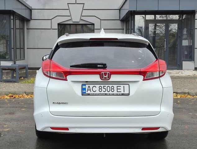 Белый Хонда Цивик, объемом двигателя 1.6 л и пробегом 172 тыс. км за 9900 $, фото 6 на Automoto.ua