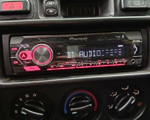 Хонда Цивик 1996 в Черновцах на Automoto.ua Белый Хонда Цивик, объемом двигателя 1.4 л и пробегом 270 тыс. км за 2500 $, фото 3 на Automoto.ua