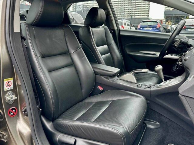 Бежевый Хонда Цивик, объемом двигателя 1.8 л и пробегом 27 тыс. км за 11900 $, фото 21 на Automoto.ua