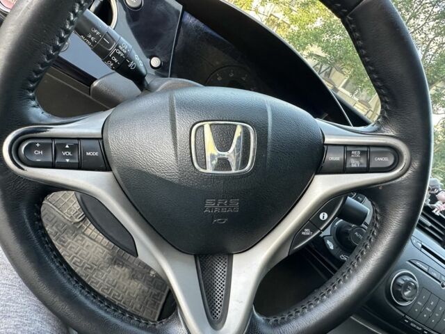 Бежевый Хонда Цивик, объемом двигателя 1.8 л и пробегом 191 тыс. км за 5000 $, фото 7 на Automoto.ua