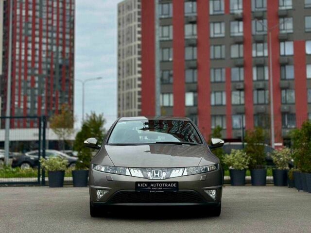 Бежевый Хонда Цивик, объемом двигателя 1.8 л и пробегом 27 тыс. км за 11900 $, фото 11 на Automoto.ua