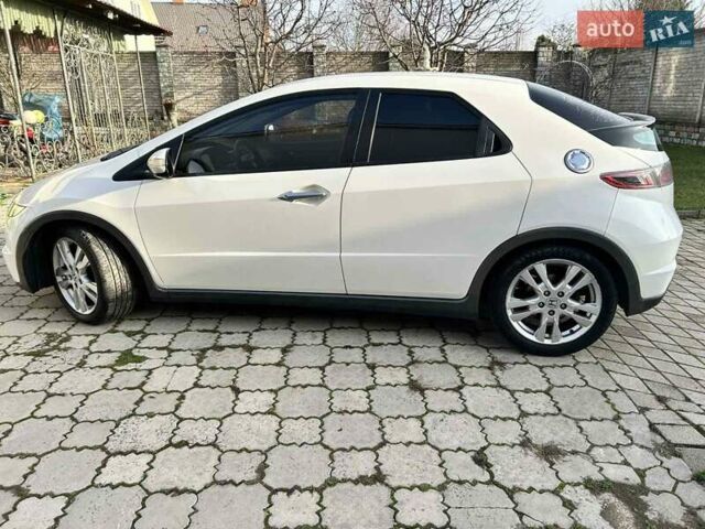 Бежевый Хонда Цивик, объемом двигателя 1.8 л и пробегом 240 тыс. км за 8900 $, фото 25 на Automoto.ua