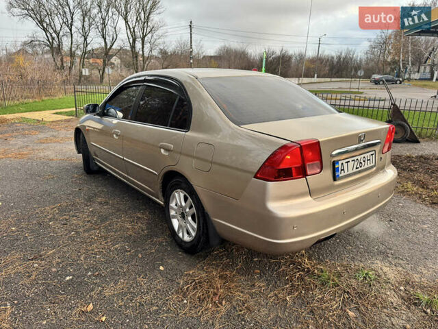 Бежевый Хонда Цивик, объемом двигателя 1.4 л и пробегом 241 тыс. км за 3100 $, фото 2 на Automoto.ua