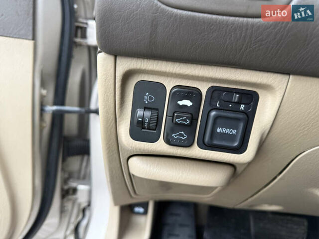 Бежевий Хонда Сівік, об'ємом двигуна 1.59 л та пробігом 234 тис. км за 5000 $, фото 24 на Automoto.ua