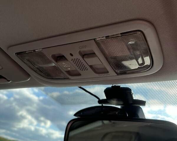 Бежевий Хонда Сівік, об'ємом двигуна 1.8 л та пробігом 263 тис. км за 7000 $, фото 37 на Automoto.ua