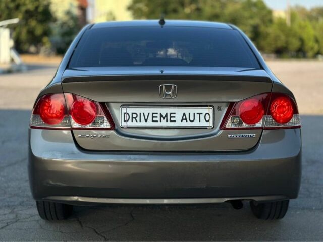 Бежевый Хонда Цивик, объемом двигателя 1.3 л и пробегом 235 тыс. км за 5499 $, фото 5 на Automoto.ua