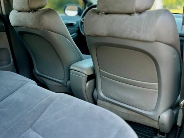 Бежевый Хонда Цивик, объемом двигателя 1.3 л и пробегом 235 тыс. км за 5499 $, фото 14 на Automoto.ua