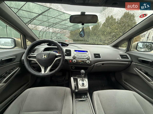 Бежевий Хонда Сівік, об'ємом двигуна 1.8 л та пробігом 175 тис. км за 6300 $, фото 12 на Automoto.ua