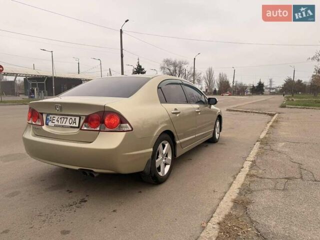 Бежевий Хонда Сівік, об'ємом двигуна 1.8 л та пробігом 187 тис. км за 5899 $, фото 1 на Automoto.ua