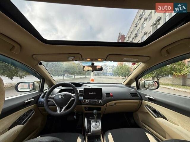 Бежевый Хонда Цивик, объемом двигателя 1.8 л и пробегом 242 тыс. км за 6300 $, фото 23 на Automoto.ua