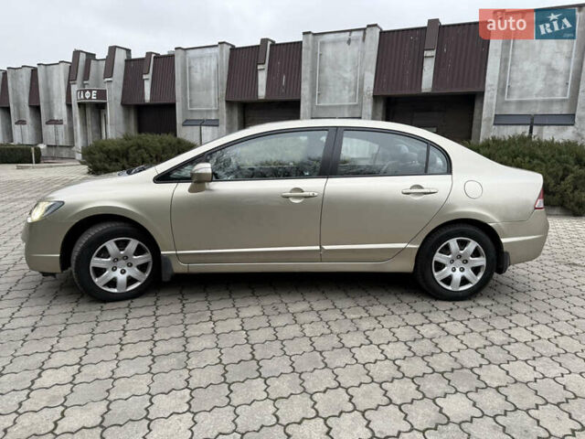 Бежевий Хонда Сівік, об'ємом двигуна 1.8 л та пробігом 175 тис. км за 6300 $, фото 3 на Automoto.ua