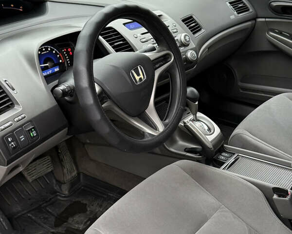 Бежевий Хонда Сівік, об'ємом двигуна 1.8 л та пробігом 175 тис. км за 6300 $, фото 10 на Automoto.ua