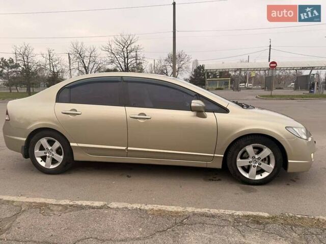 Бежевий Хонда Сівік, об'ємом двигуна 1.8 л та пробігом 187 тис. км за 5899 $, фото 3 на Automoto.ua