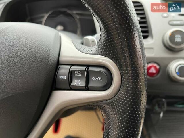 Бежевый Хонда Цивик, объемом двигателя 1.8 л и пробегом 160 тыс. км за 7700 $, фото 32 на Automoto.ua